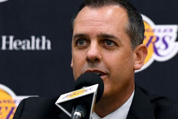 沃格尔追忆<a href=https://www.zhqiye.com/temp/luoshanzuohuren target=_blank class=infotextkey>湖人</a>夺冠：那是执教巅峰 冠军绝无星号