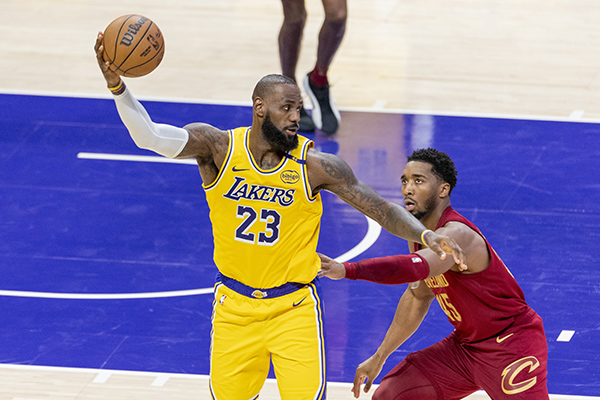<a href=https://www.zhqiye.com/lanqiu/ target=_blank class=infotextkey>NBA</a>高管匿名展望詹姆斯生涯：除非<a href=https://www.zhqiye.com/temp/luoshanzuohuren target=_blank class=infotextkey>湖人</a>下赛季夺冠，否则大概率再战1-2季