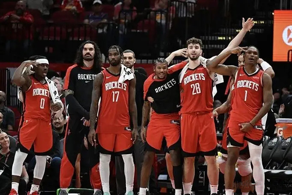 火箭加入字母哥争夺战 重磅报价冲击总冠军